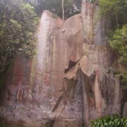 Mauá tem pedra que atrai “amor”