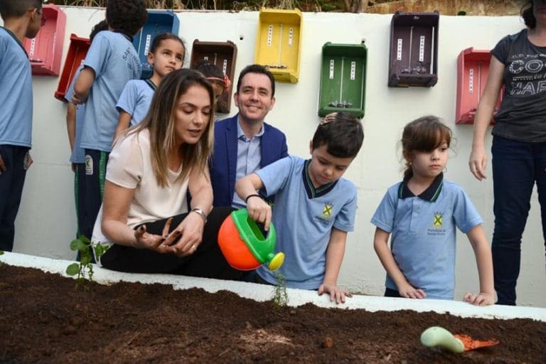 Vinte escolas de Santo André terão hortas educativas