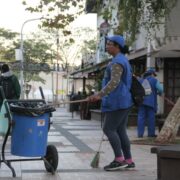 Por falta de combustível, Ribeirão Pires suspende coleta de lixo