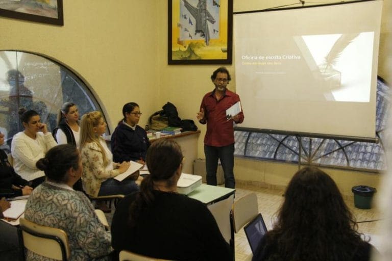 Quer aprender escrever seu livro? Ribeirão abre inscrições para oficina