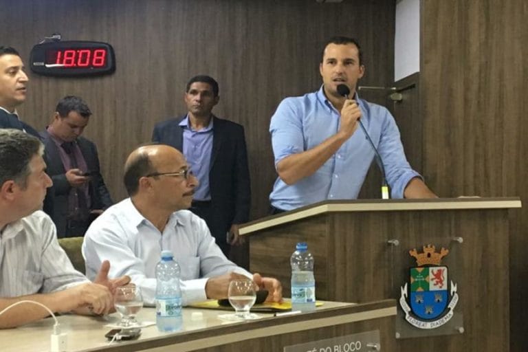 Lauro quer parcelar dívida de R$ 108 milhões com o Ipred 