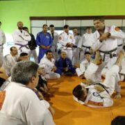 Seminário de Jiu-Jitsu reúne 100 atletas em Ribeirão Pires