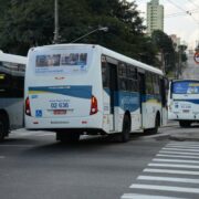 Concurso de S.Bernardo faz Prefeitura de Sto.André aumentar frota de ônibus