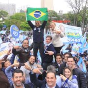 Doria encerra campanha do 1º turno na Praça da Matriz de São Bernardo