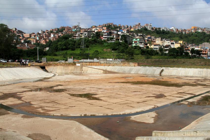 Moradores de Sto.André receberão alertas sobre chuvas via WhatsApp e SMS