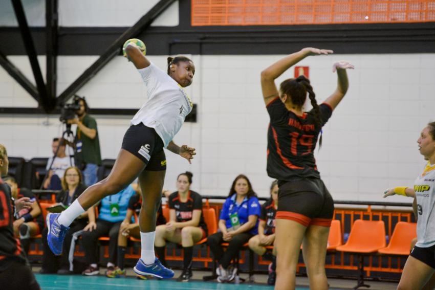 S.Bernardo faz seletiva para equipes de handebol masculina e feminina