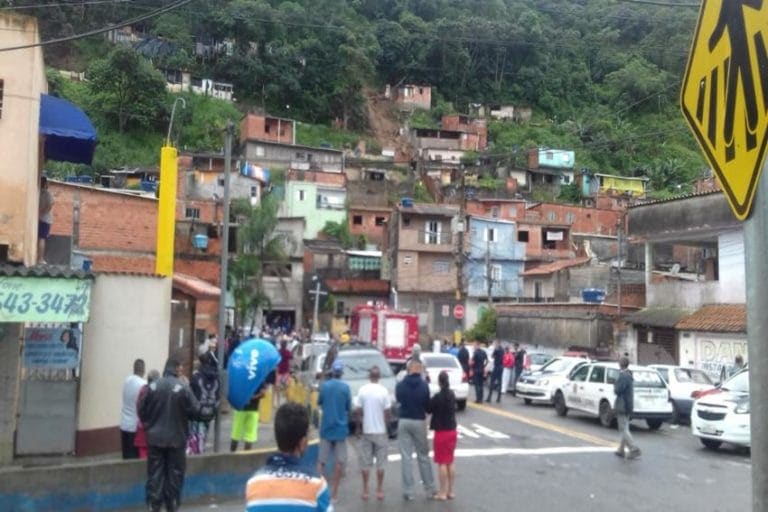 Mauá interdita 42 casas no bairro onde morreram crianças soterradas