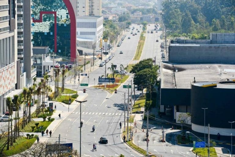 São Bernardo inicia leilão para venda de imóveis abandonados