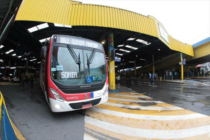 ônibus da suzantur em mauá