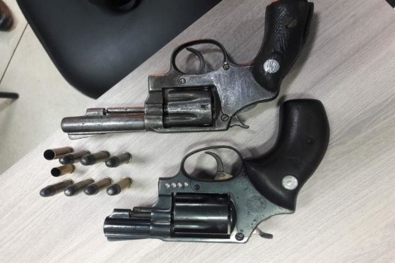 Bandido é preso em Sto.André com moto roubada e 2 armas de fogo
