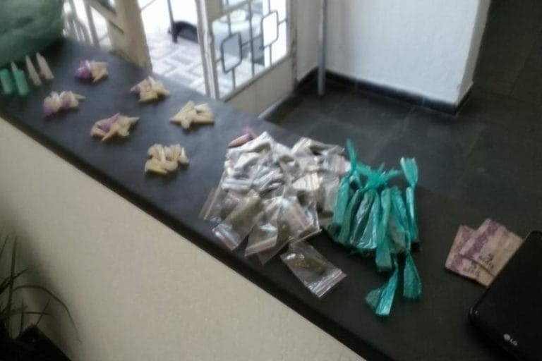Um dia antes de fazer 18 anos, menor é detido com drogas em Sto.André
