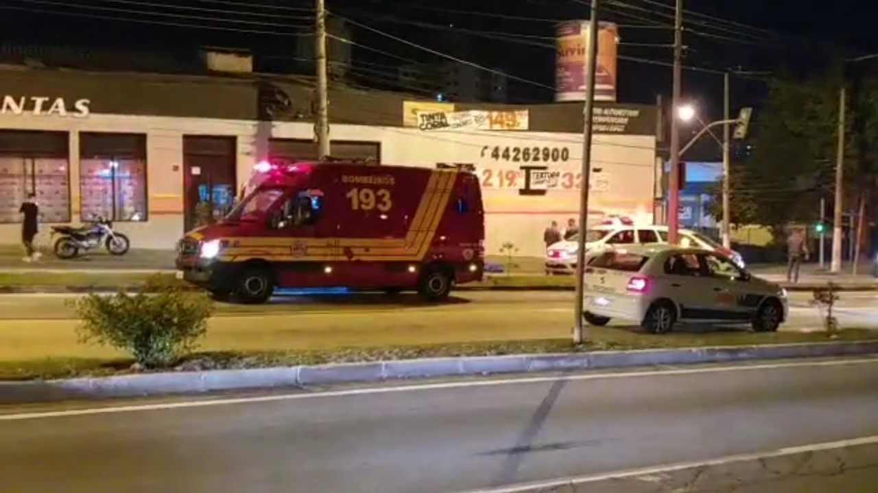 Grave acidente entre moto e bicicleta em Santo André deixa um morto e 2 feridos