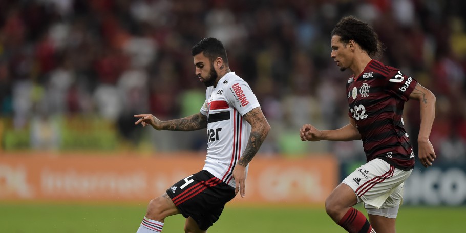 Flamengo e São Paulo empatam na estreia de Fernando Diniz