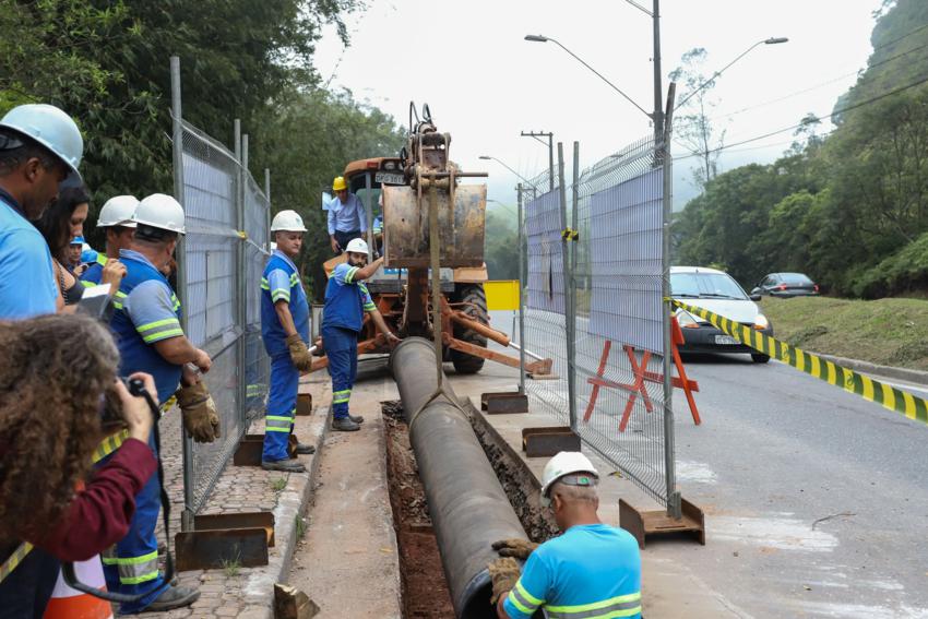 Sabesp inicia obra que amplia abastecimento para 35 mil pessoas em Sto.André