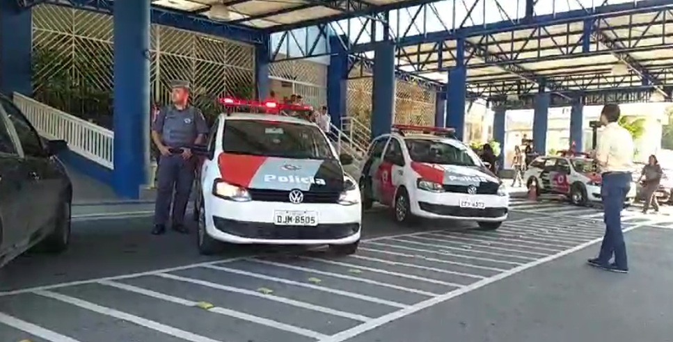 Aluno dá um golpe de faca em colega dentro do Colégio Ábaco de S.Bernardo