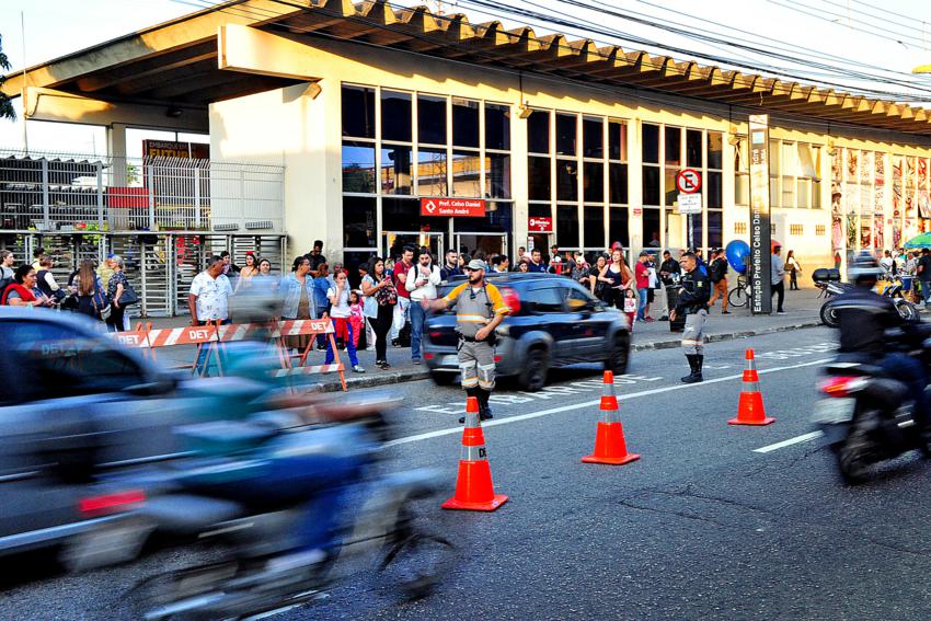 Operação Fim de Ano começa no trânsito do Centro de Santo André