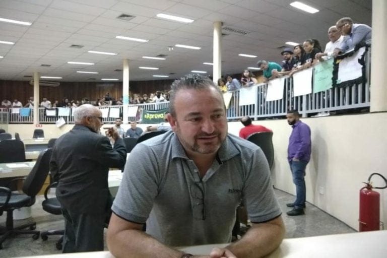Líder de Atila é condenado, mas advogado nega inegibilidade; Ouça áudio