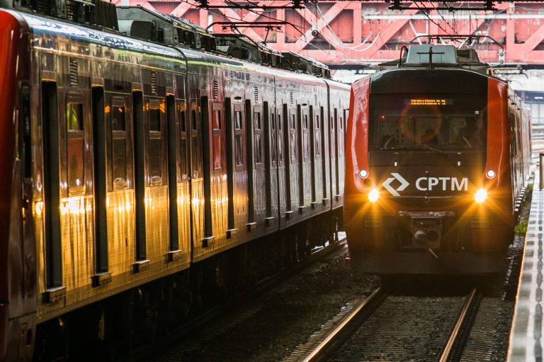 Estações de transferência da CPTM operarão na madrugada do réveillon