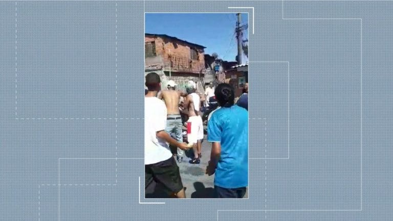 Jovem baleado por PM em baile funk após perseguição é enterrado em Diadema