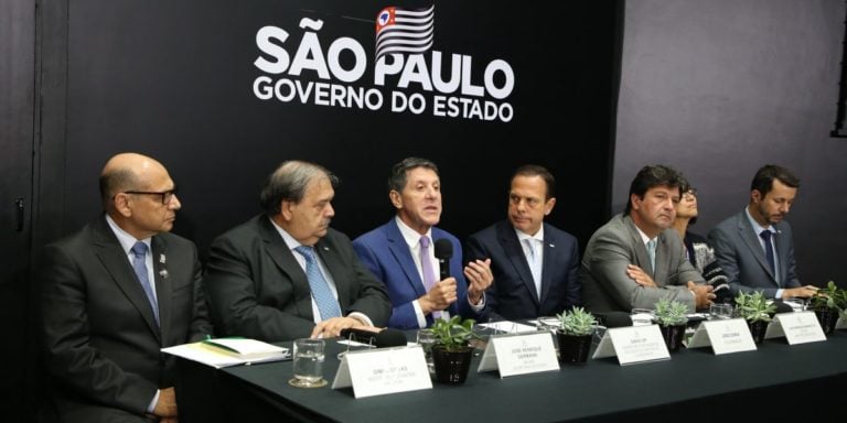 Doria antecipa entrega de vacinas contra gripe para prevenir coronavírus