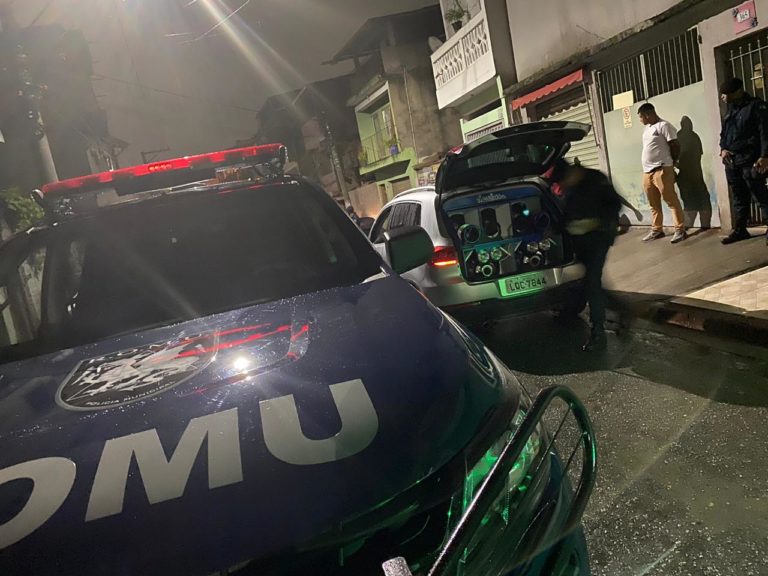 GCM de Mauá acaba com pancadões e apreende 8 veículos