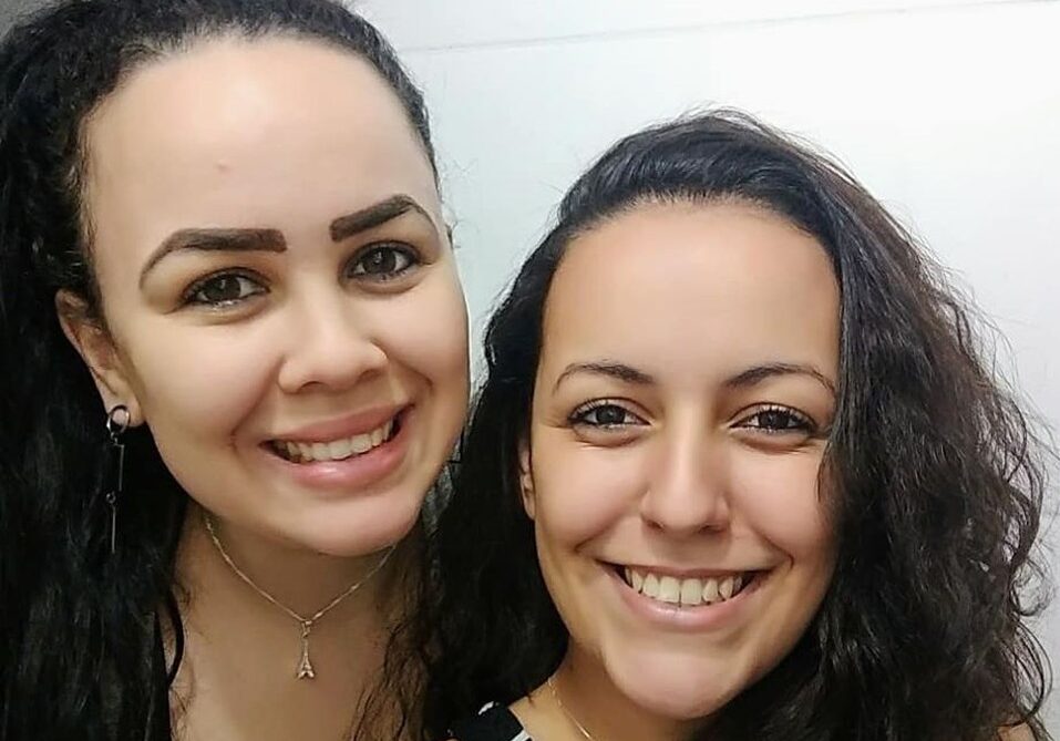 Em Júri popular sobre morte da família Gonçalves, neta pede perdão à avó