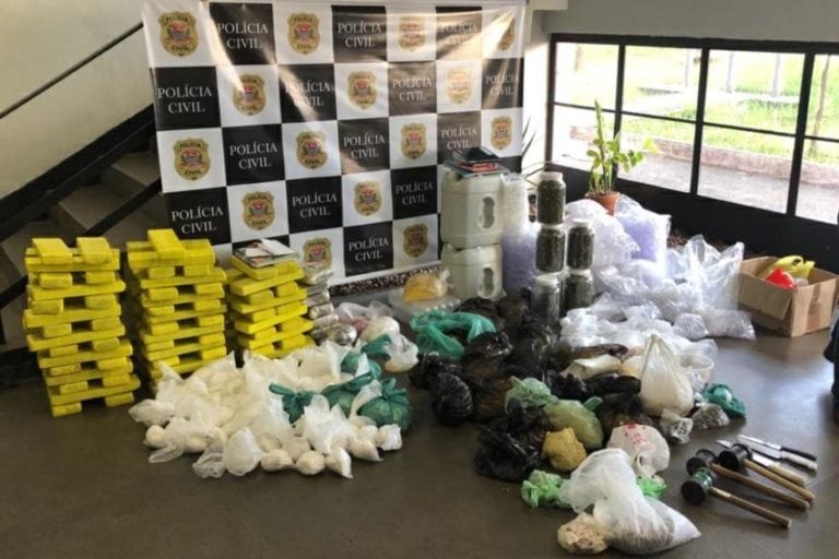 Dise de Santo André detém trio e apreende 140 quilos de drogas