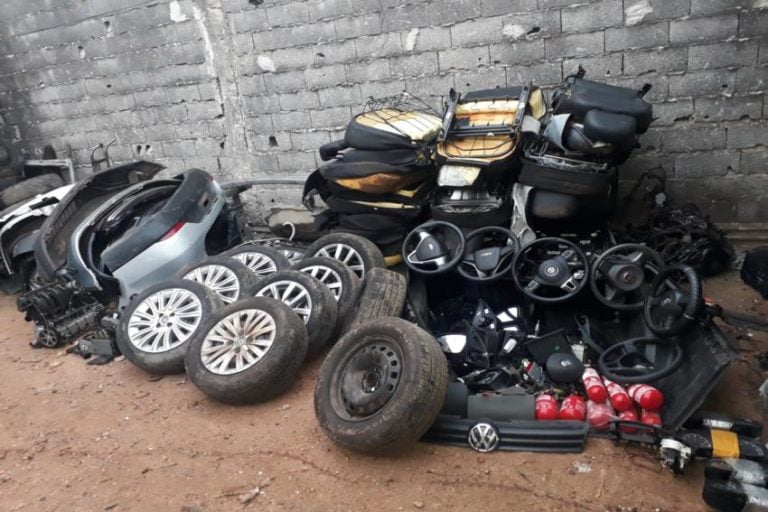 Polícia descobre desmanche e prende quatro em Santo André