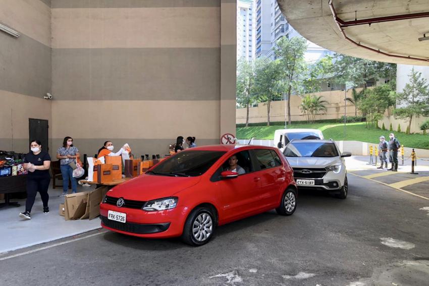 Drive thru no Shopping ABC garante o presente de Dia das Mães