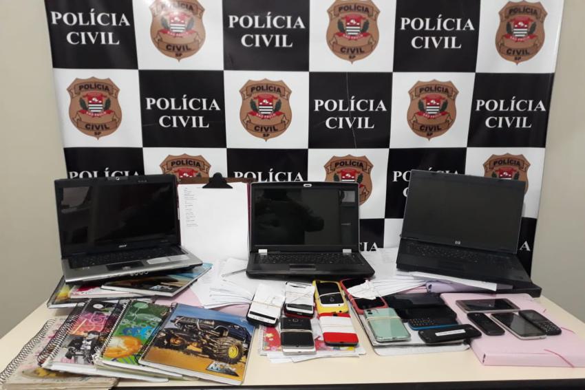 Polícia detém 9 estelionatários em central de telemarketing em Sto.André