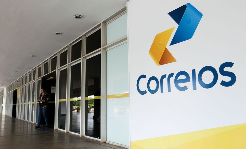 TST determina fim da greve dos Correios