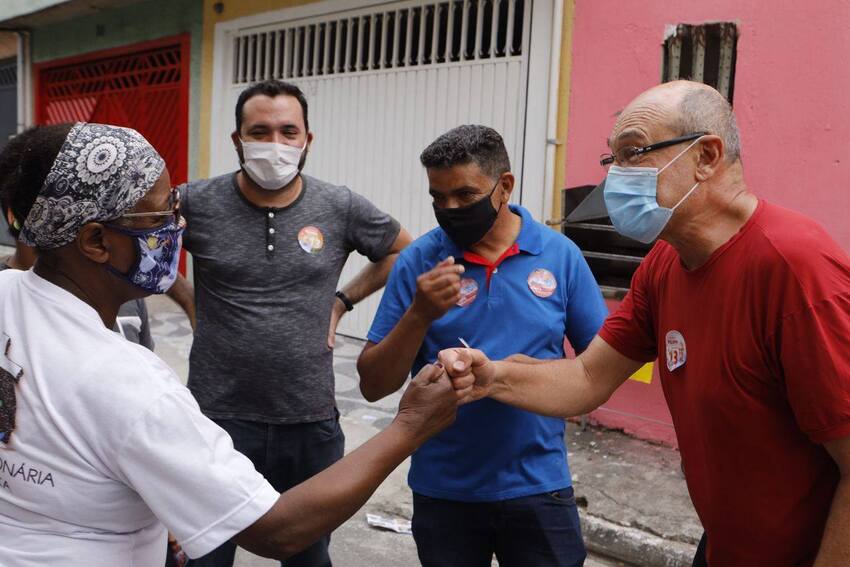 Filippi faz caminhadas pelos bairros de Diadema no fim de semana