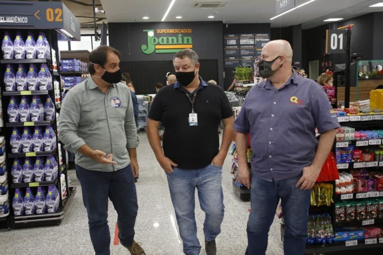 Fabio Palacio participa de inauguração do supermercado Joanin