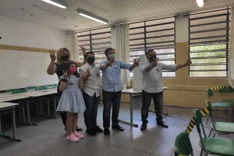 Orlando Morando vota e se diz confiante na vitória no 1º turno