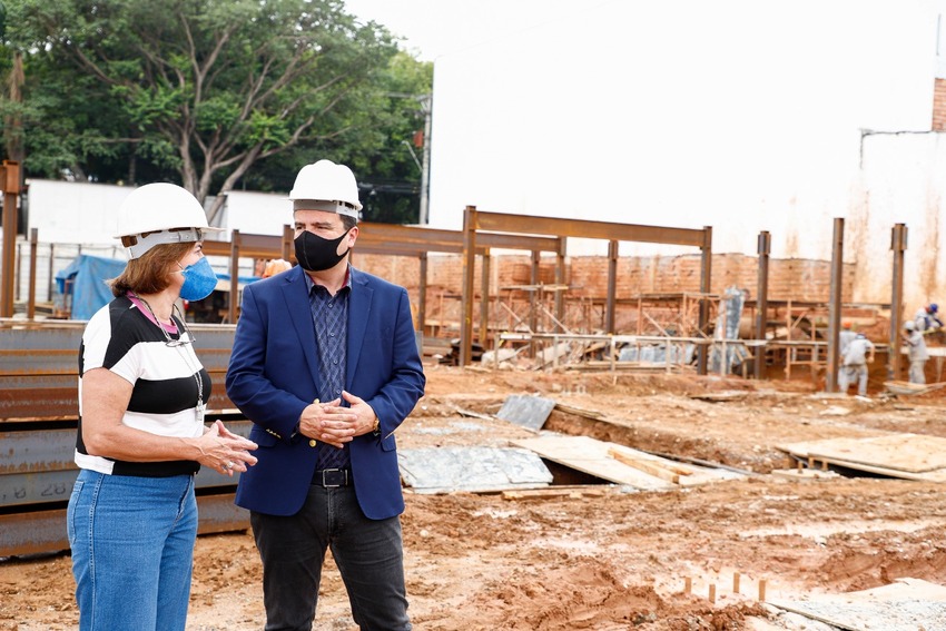 Com Auricchio em licença, Pio Mielo assume a Prefeitura e vistoria obras