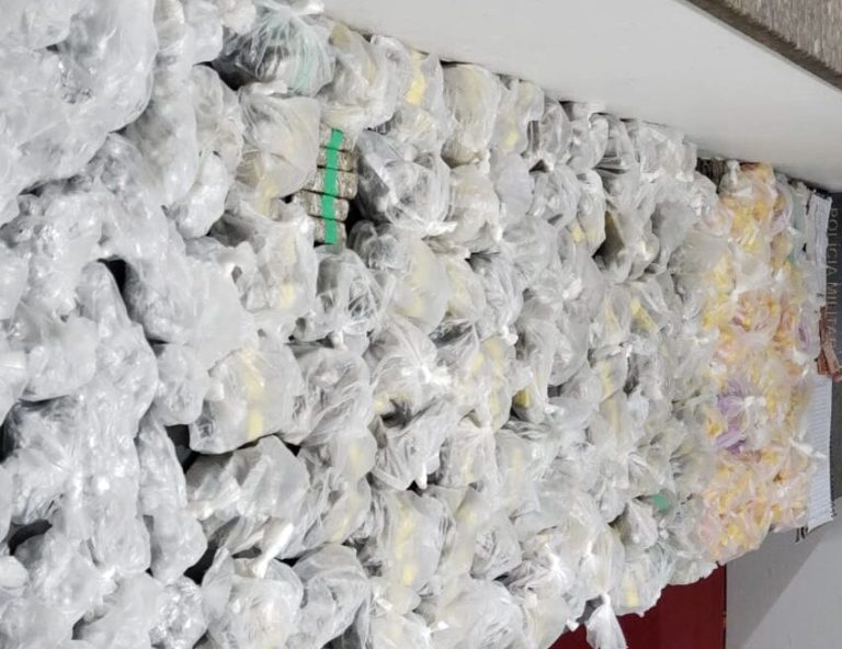 Baep apreende 3 mil porções de drogas e detém traficante em S.Bernardo