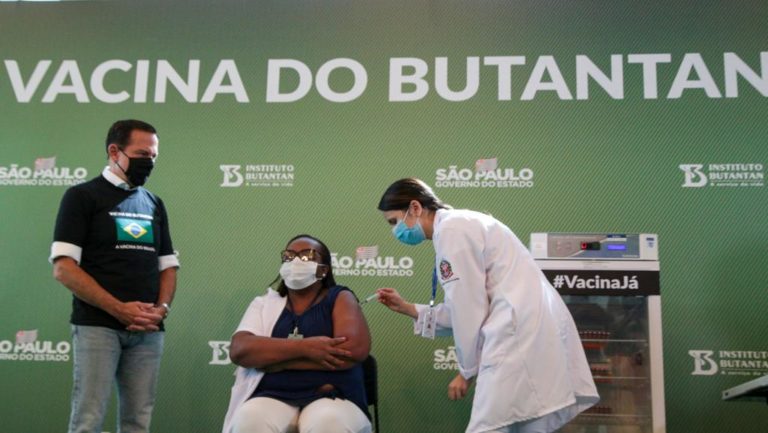 Anvisa aprova Coronavac e  Estado de SP inicia vacinação