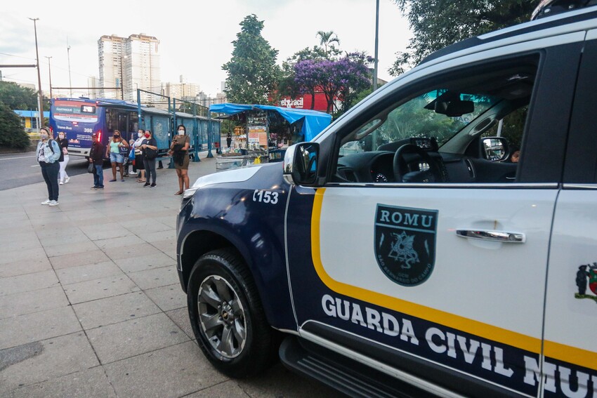 Operação Parada Segura reforça pontos de ônibus de São Bernardo