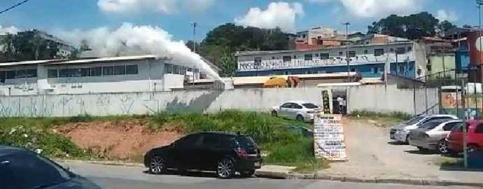 Morador grava vídeo e diz que UPA de Mauá jogou oxigênio fora, mas Paço nega