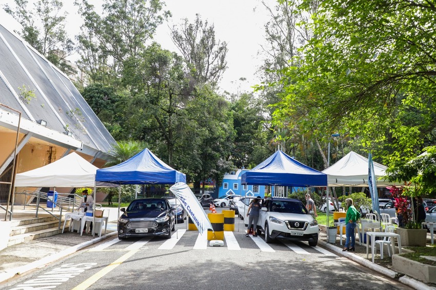 Após falha no sistema e moradores de S.P invadirem fila, S.Caetano muda local de vacinação