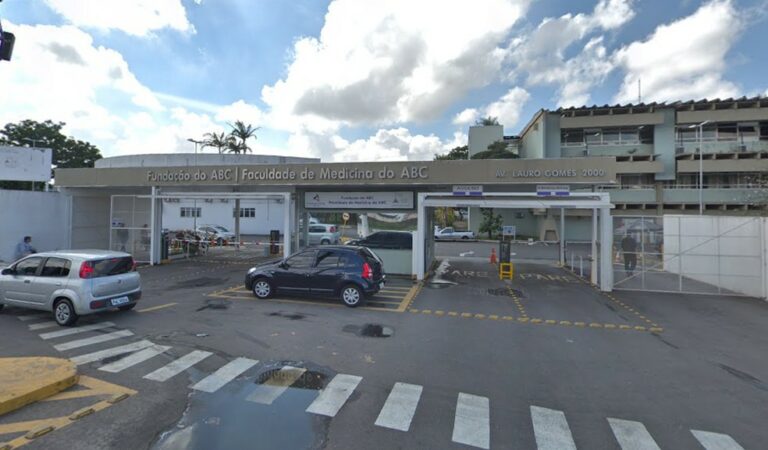 fachada da fundação do abc