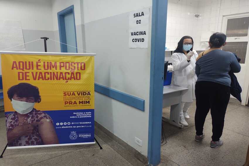 Diadema vacina mais de 12 mil pessoas contra covid neste sábado