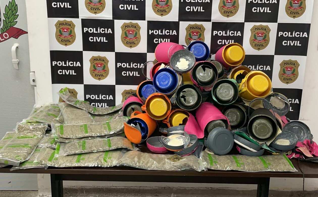 Dise de Diadema prende dupla que escondia droga em garrafas de café