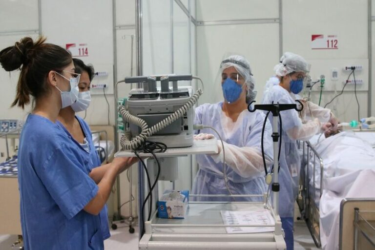 leitos de hospital