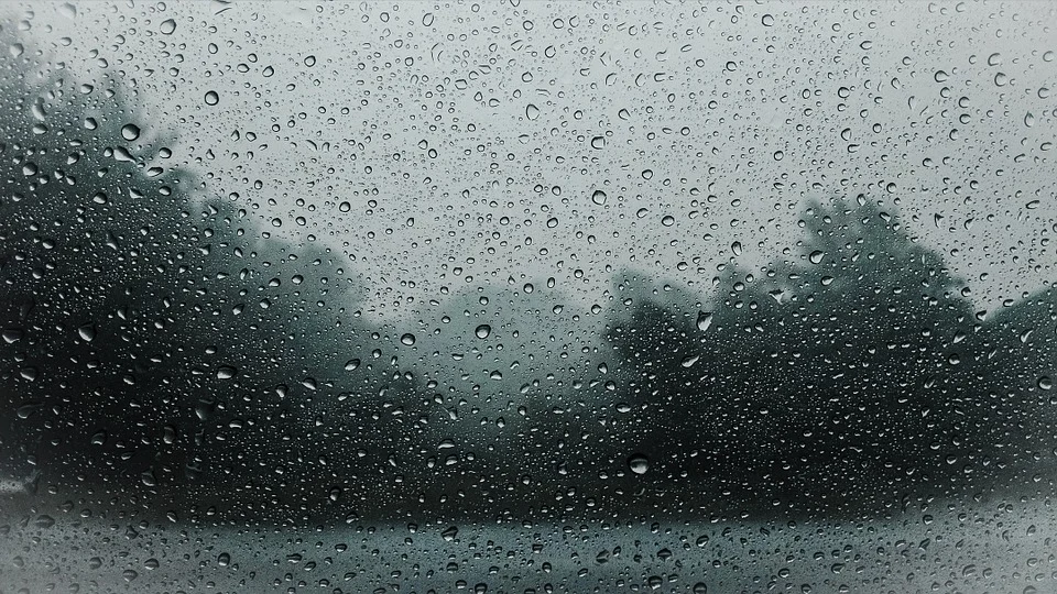 Frente fria começa a mudar o tempo no Estado de São Paulo com chuva