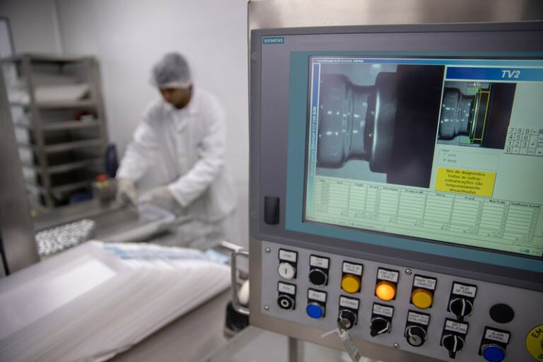 Butanvac apresenta alta resposta imunogênica, indicam estudos preliminares