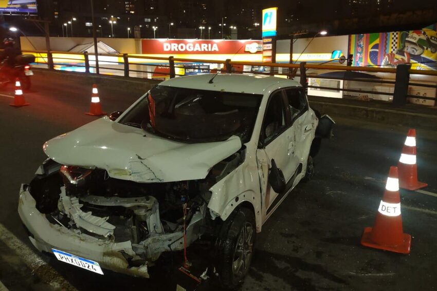 Motorista de Audi causa acidente com 5 carros em Santo André e foge