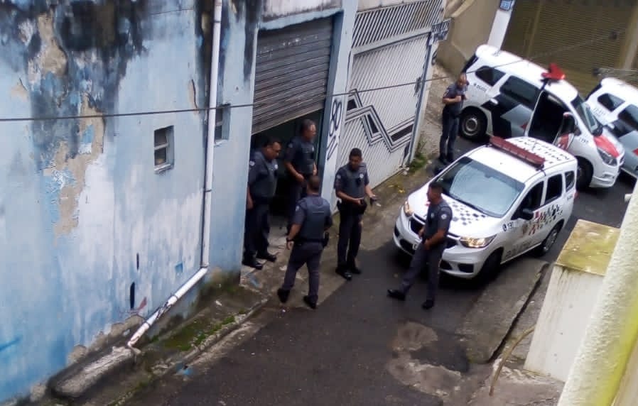 polícia apura morte de serralheiro