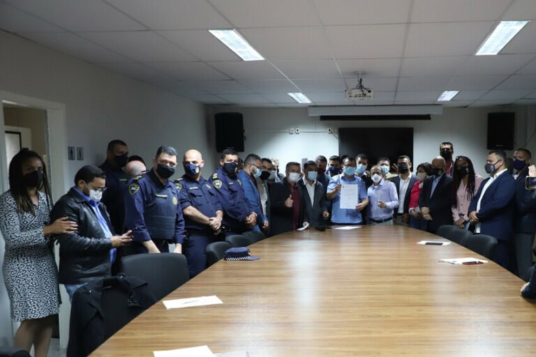 Após 11 anos, GCM de Diadema ganha plano de carreira