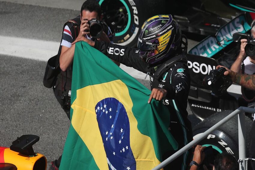 Hamilton vence GP de São Paulo em fim de semana impressionante na F1